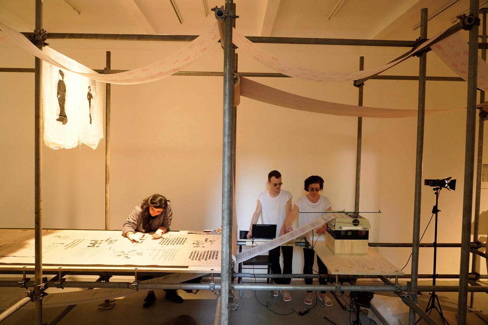 SIS: In the Blink of a Bird — nGbK Berlin, 2019